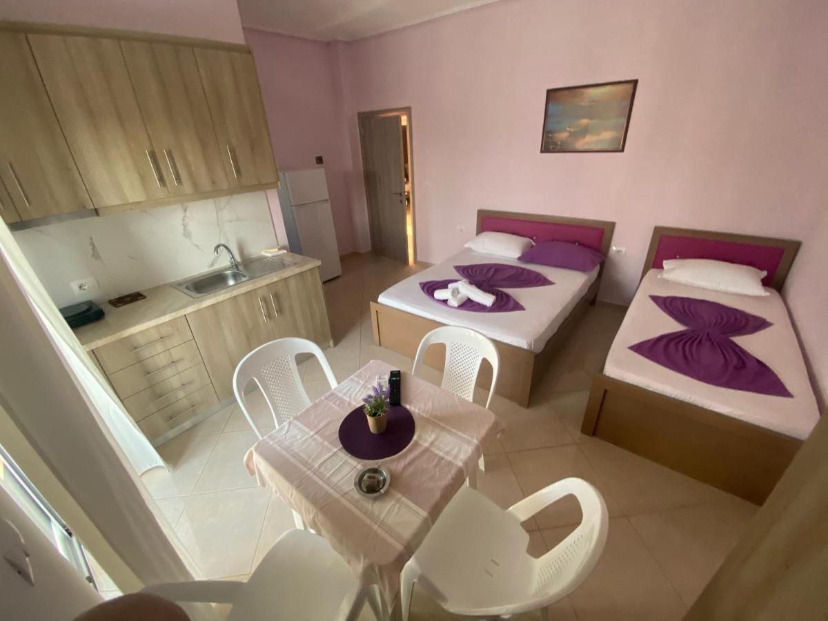 Hotel Vila Ali クサミル エクステリア 写真