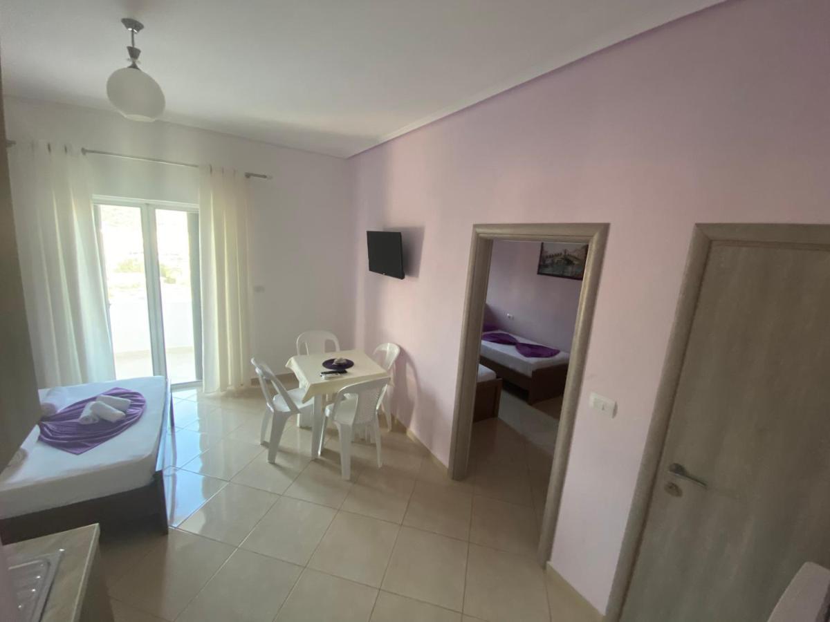 Hotel Vila Ali クサミル エクステリア 写真