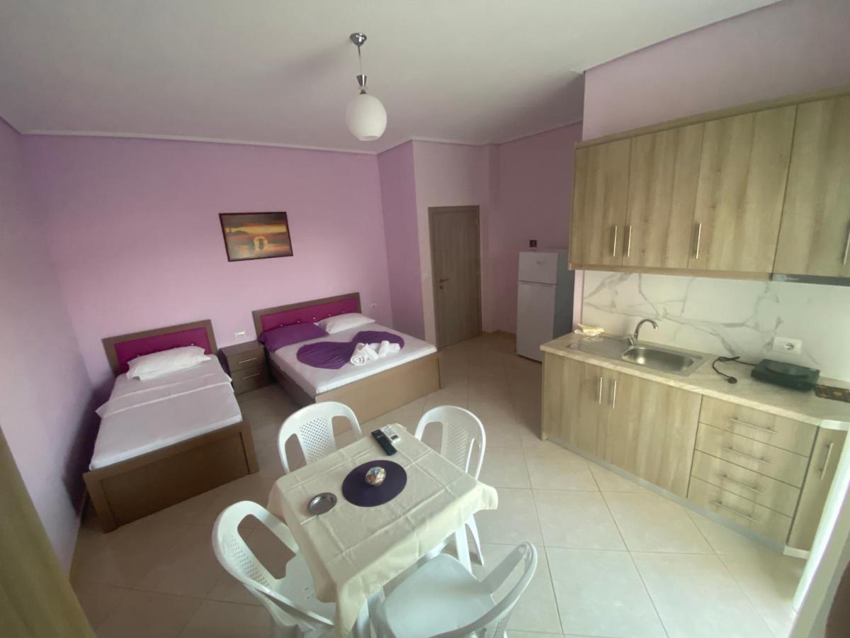 Hotel Vila Ali クサミル エクステリア 写真