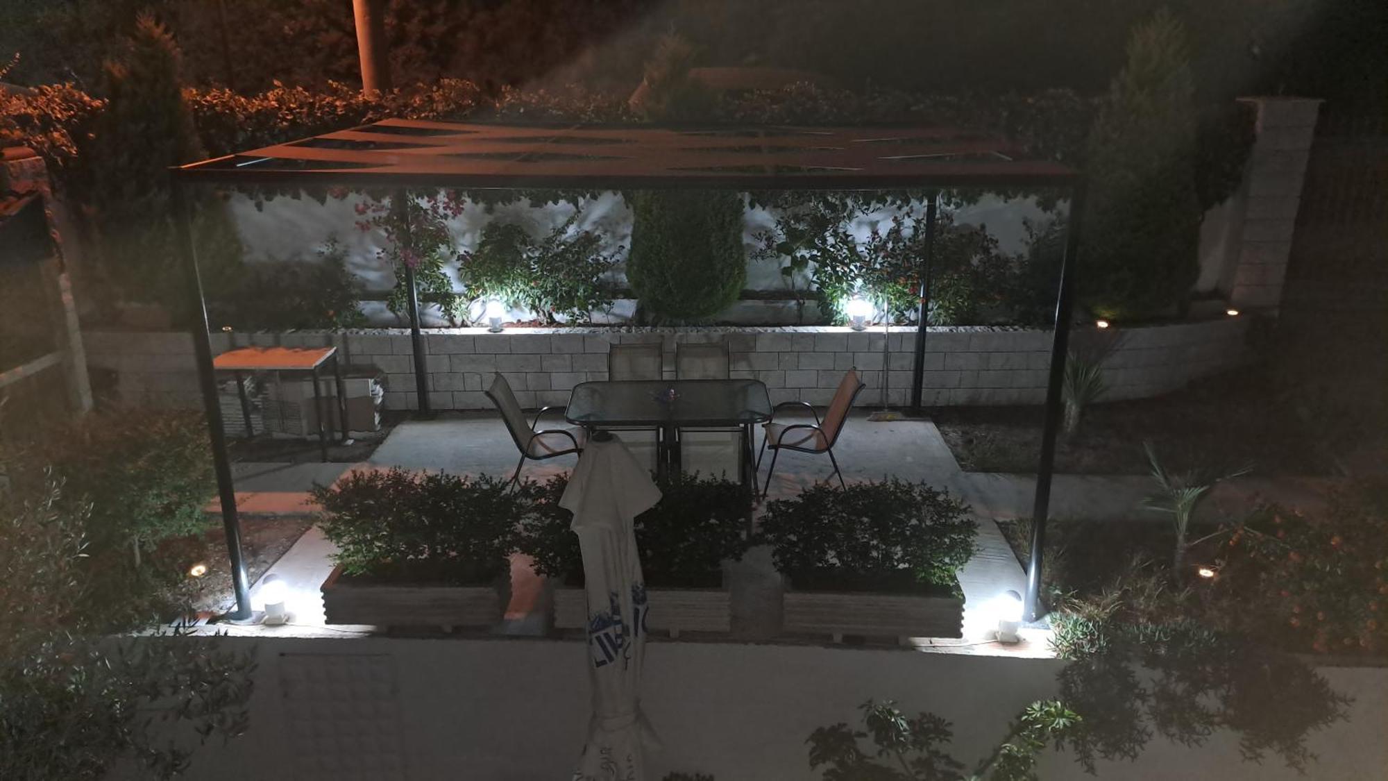 Hotel Vila Ali クサミル エクステリア 写真